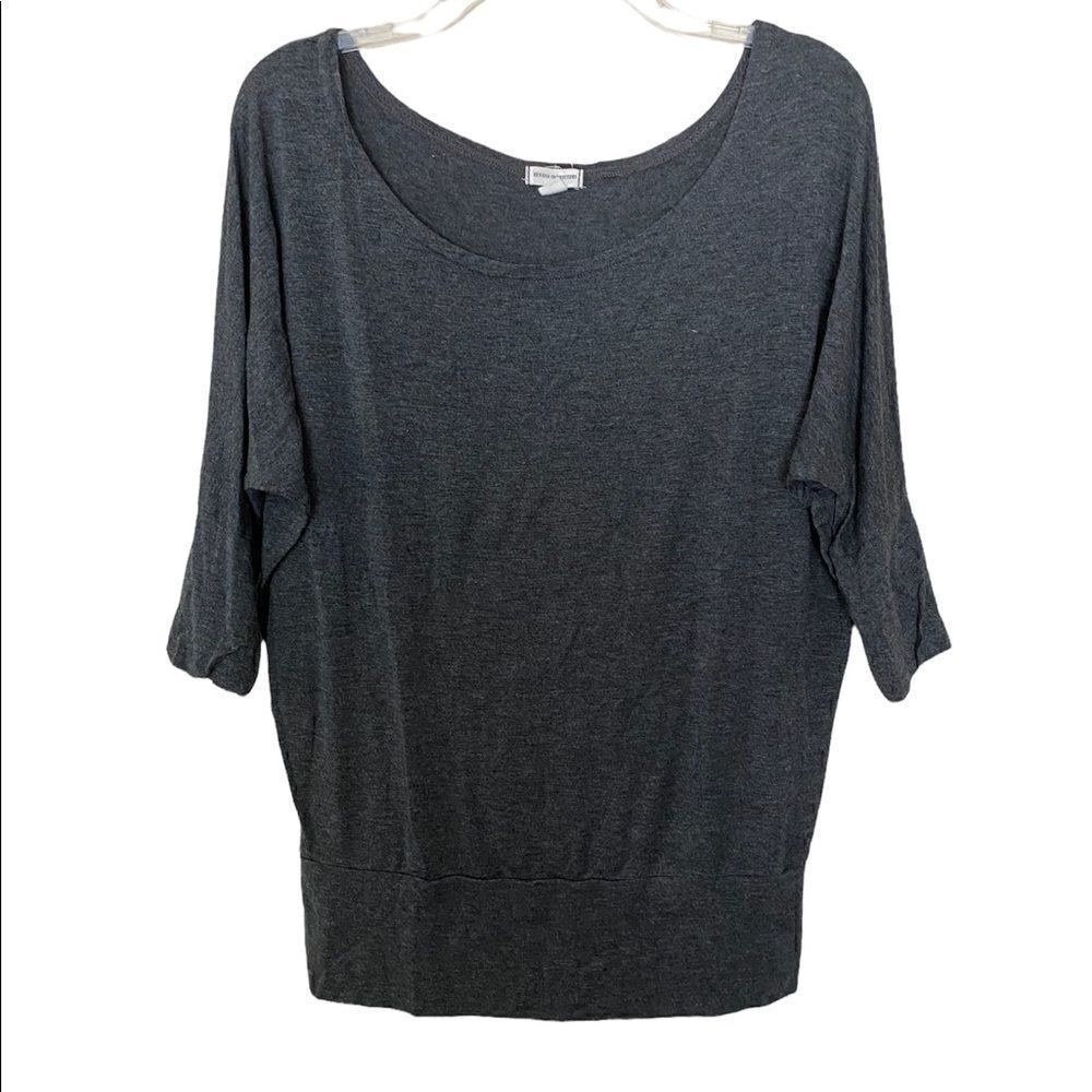 Zenana Outfitters Scoop Neck 3/4 Sleeve Top